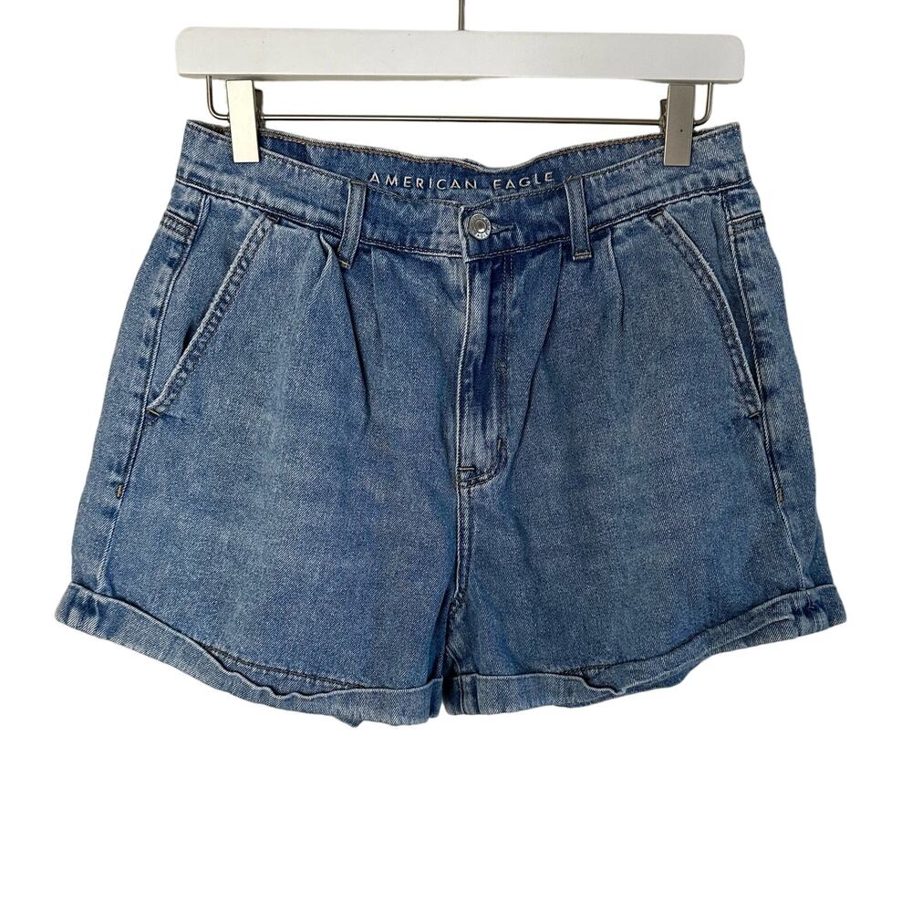 American‎ Eagle Mom Short Size 6
